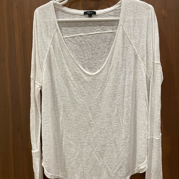 Rails size S comfy white raglan style top. - Picture 1 of 4